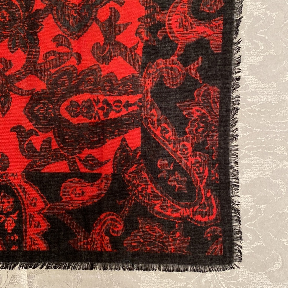 🔥🔥2/$10 Square Scarf